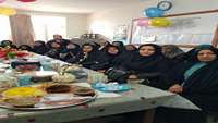 برگزاری جشنواره غذای سالم در مرکز خدمات جامع سلامت ايوان کی